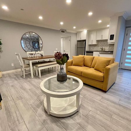 Stylish Hollywood Townhouse - Ideal Location Лос Анджелис Екстериор снимка